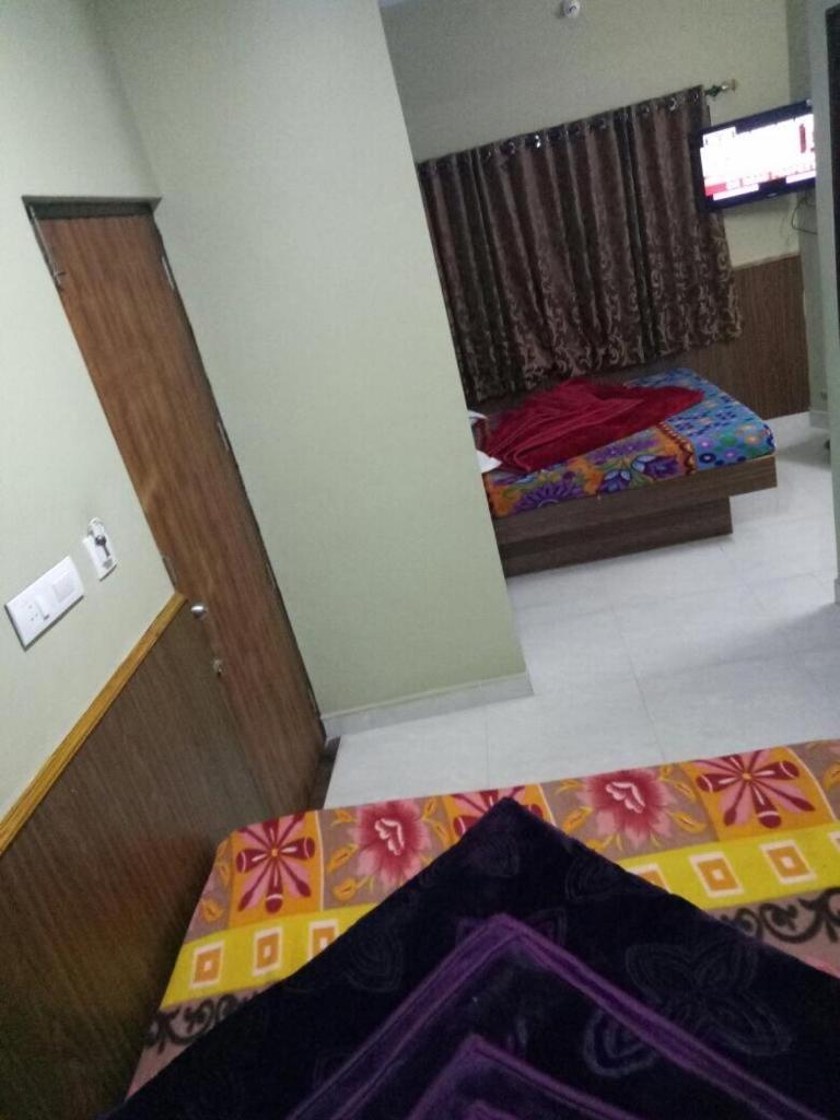 Sk Roomscottage Ooty Exterior foto